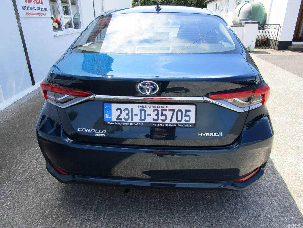 Toyota Corolla Saloon, Petrol Hybrid, 2023, Blue