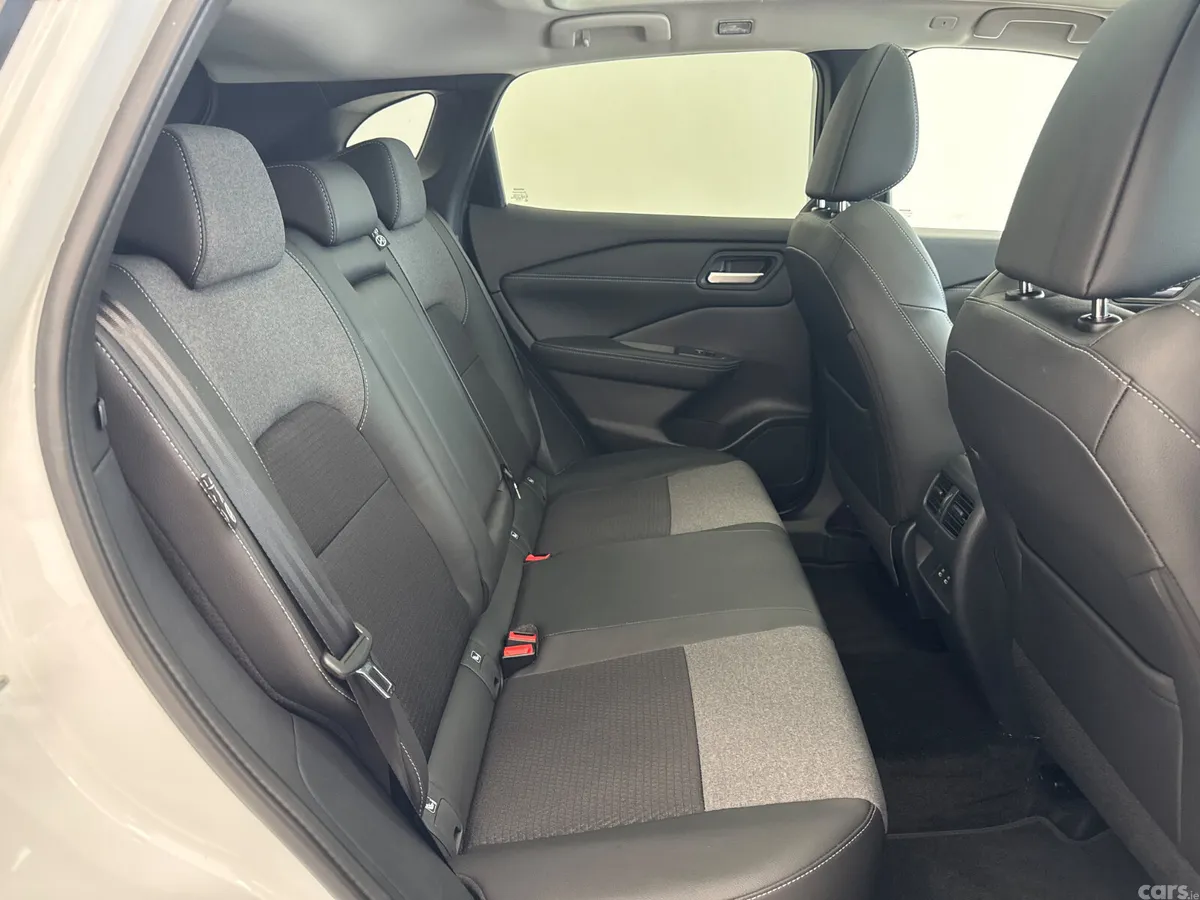 Nissan Qashqai MPV, Petrol Hybrid, 2026, White