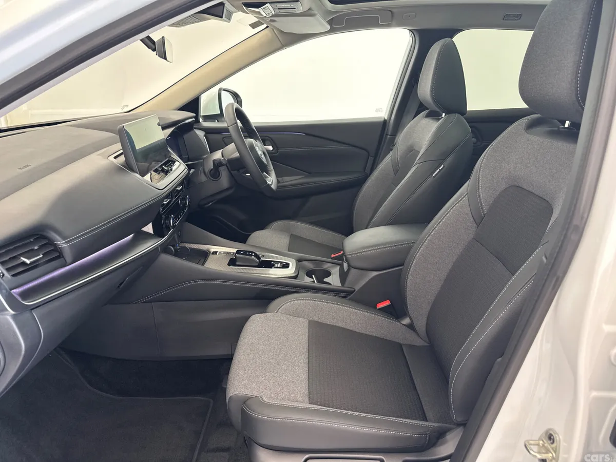 Nissan Qashqai MPV, Petrol Hybrid, 2026, White