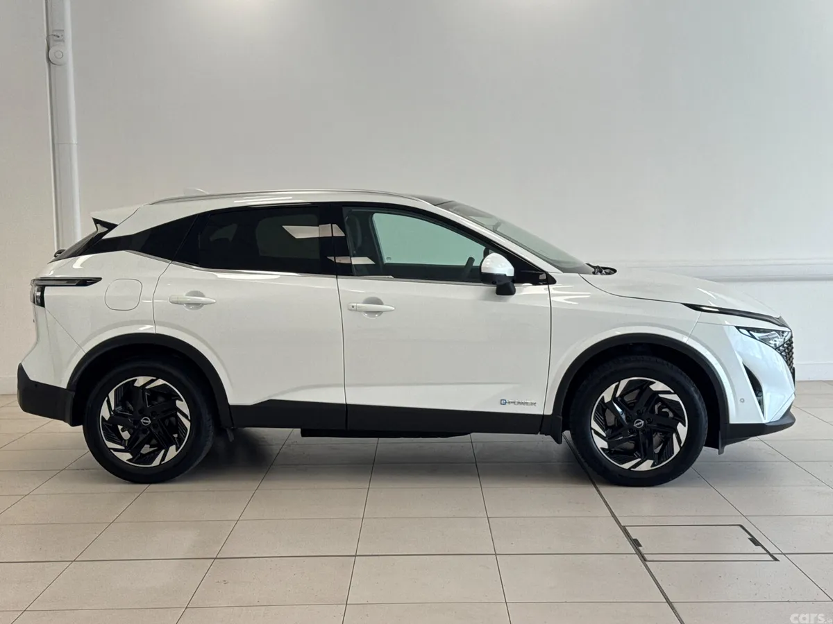Nissan Qashqai MPV, Petrol Hybrid, 2026, White