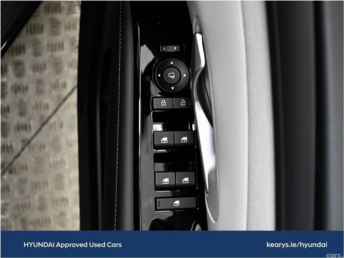 Hyundai Tucson SUV, Petrol Plug-in Hybrid, 2026, Blue