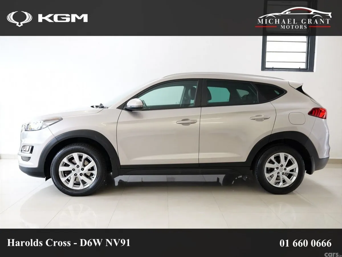 Hyundai Tucson SUV, Diesel, 2019, Gold