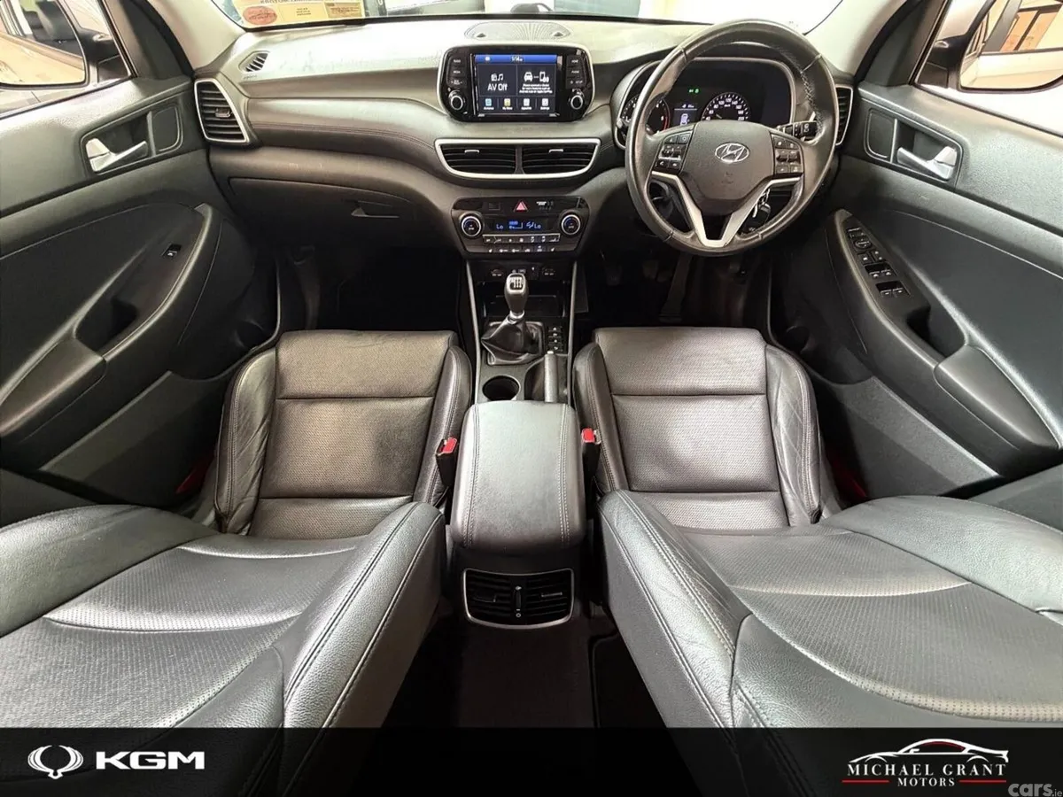 Hyundai Tucson SUV, Diesel, 2019, Gold