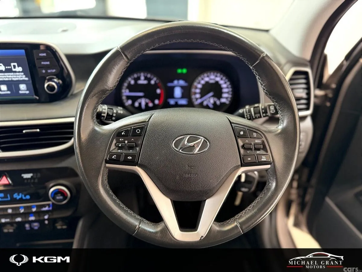 Hyundai Tucson SUV, Diesel, 2019, Gold