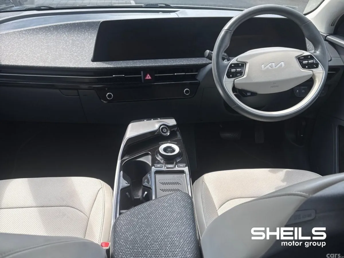 Kia EV6 MPV, Electric, 2023, Blue
