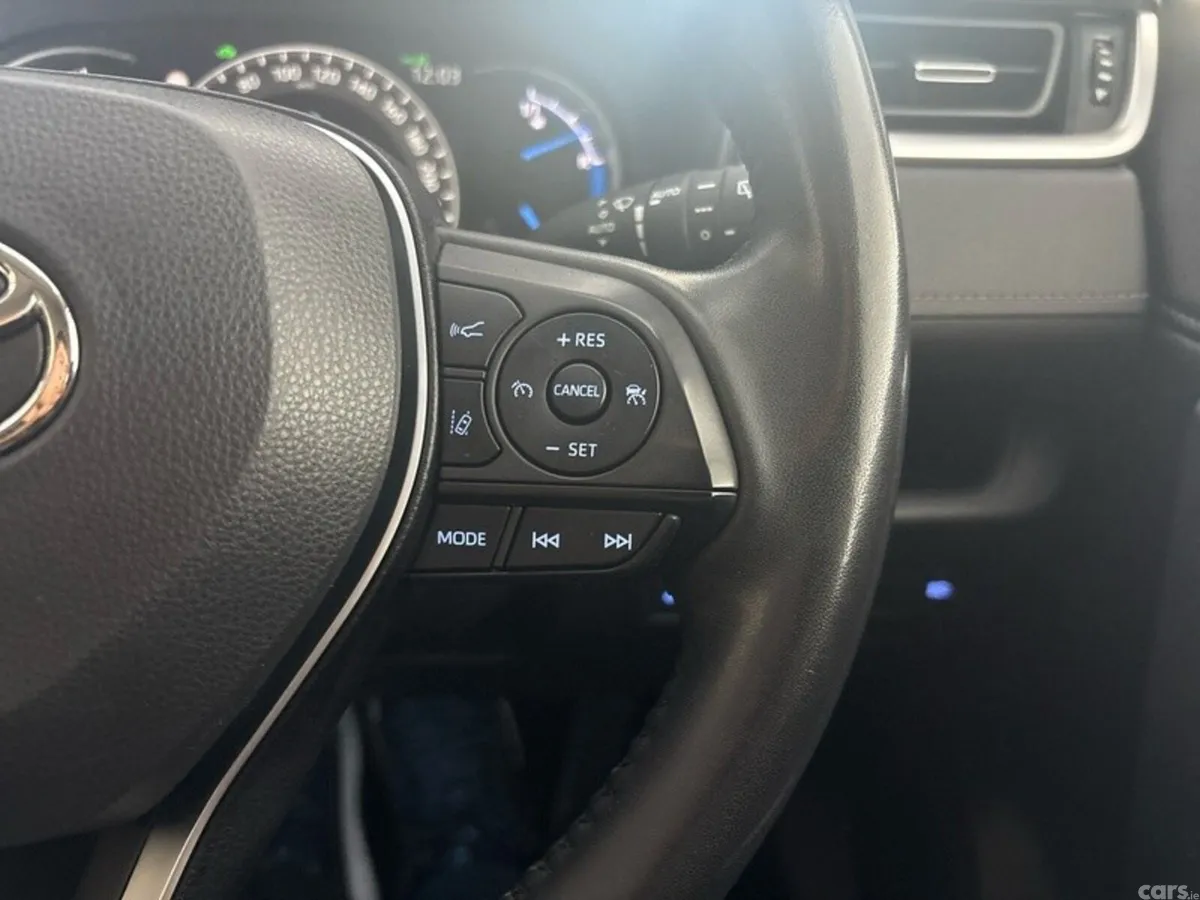 Toyota RAV4 SUV, Petrol Hybrid, 2022, Silver