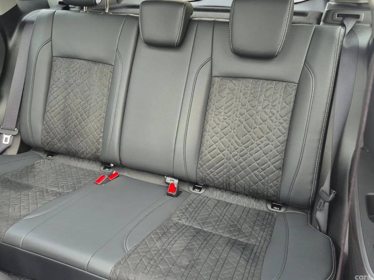 Suzuki Vitara SUV, Petrol, 2024, White