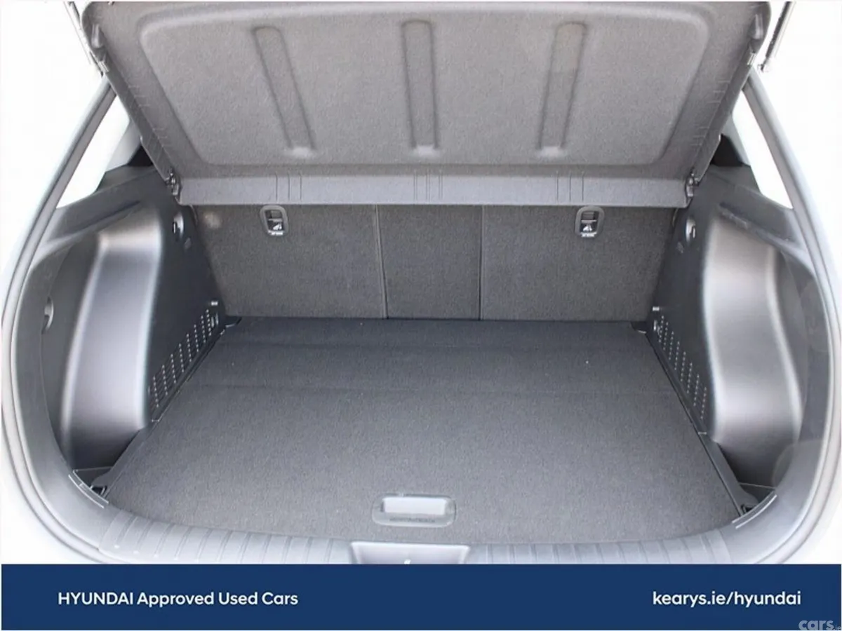Hyundai KONA MPV, Petrol, 2024, Grey