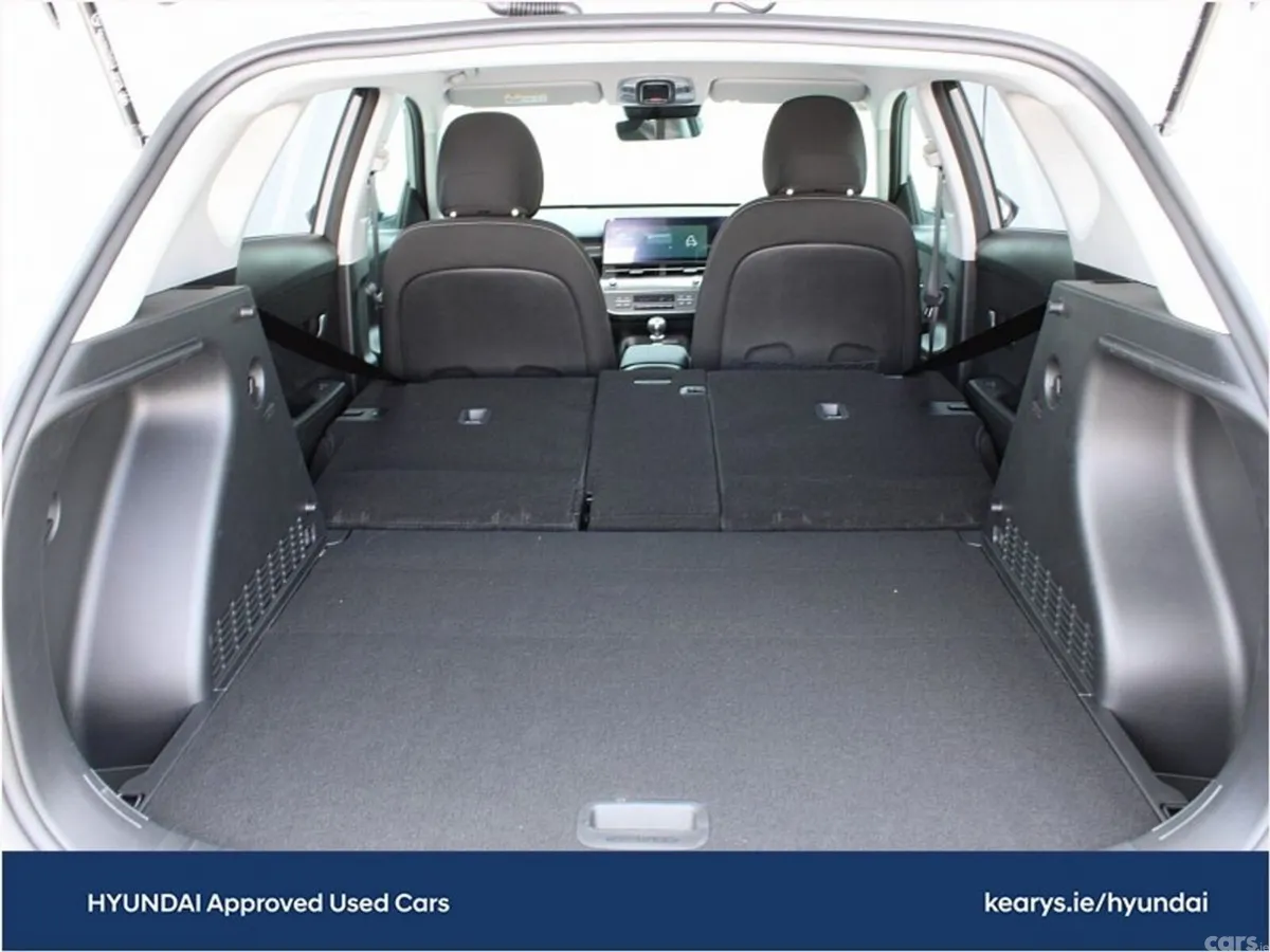 Hyundai KONA MPV, Petrol, 2024, Grey
