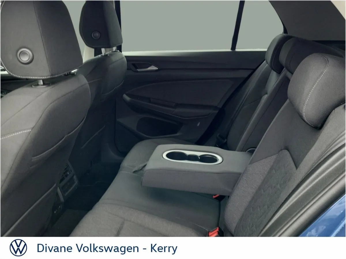 Volkswagen Golf Hatchback, Diesel, 2025, Blue