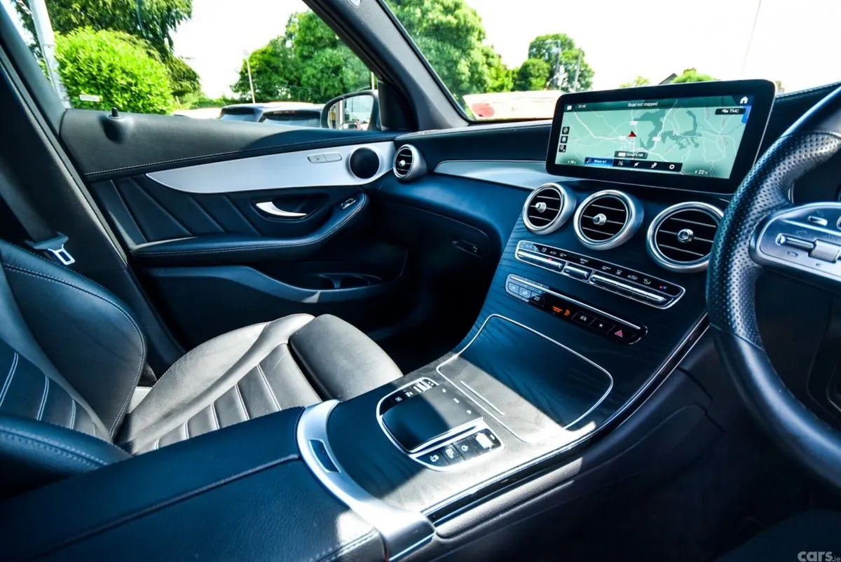 Mercedes-Benz GLC SUV, Diesel Plug-in Hybrid, 2022, Grey