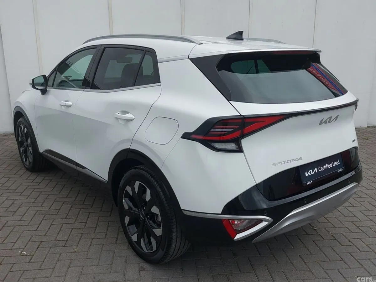 Kia Sportage SUV, Petrol Plug-in Hybrid, 2026, White
