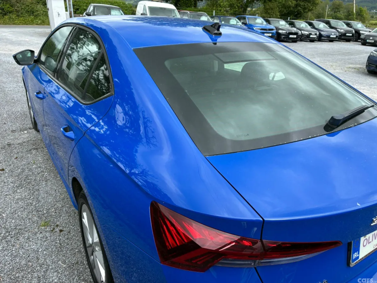 Skoda Octavia Hatchback, Diesel, 2022, Blue