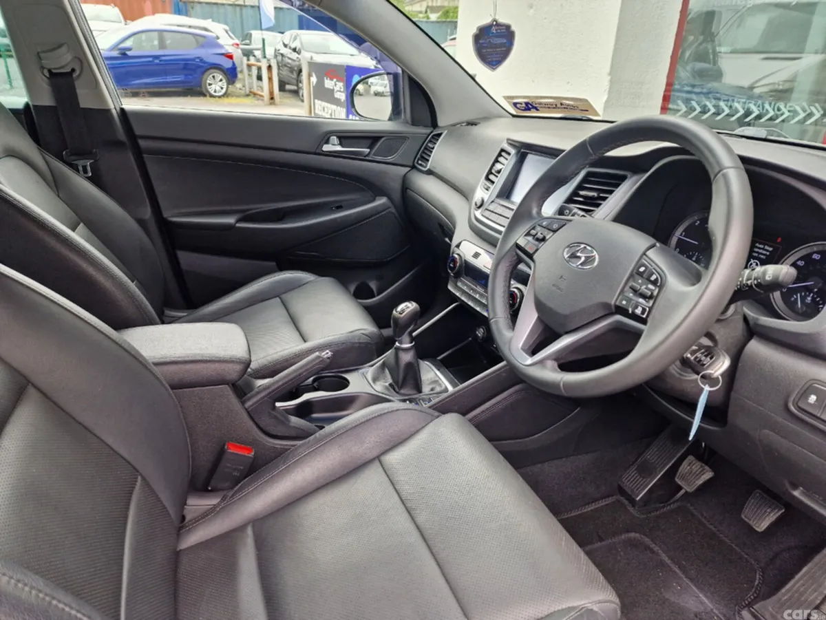 Hyundai Tucson SUV, Diesel, 2016, Blue