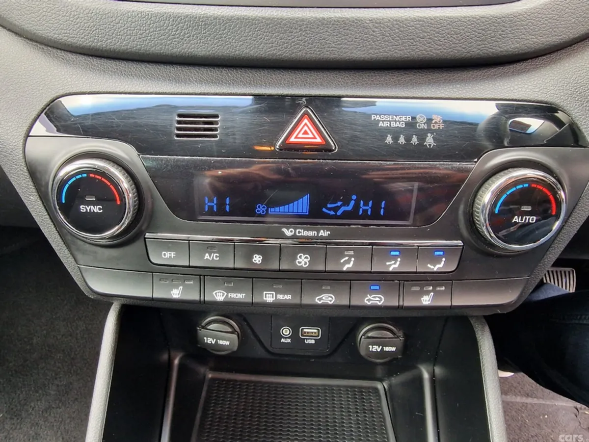 Hyundai Tucson SUV, Diesel, 2016, Blue