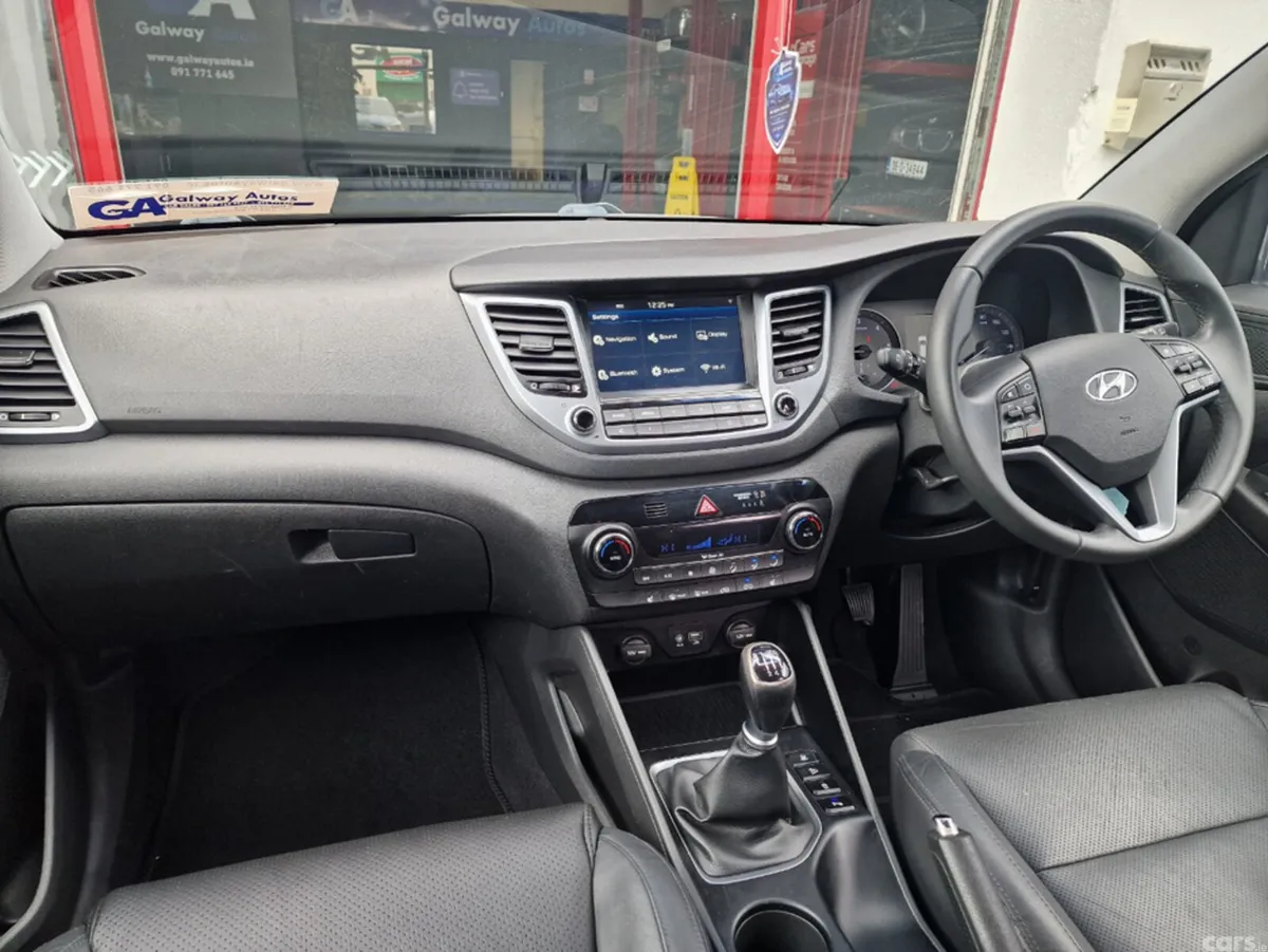 Hyundai Tucson SUV, Diesel, 2016, Blue