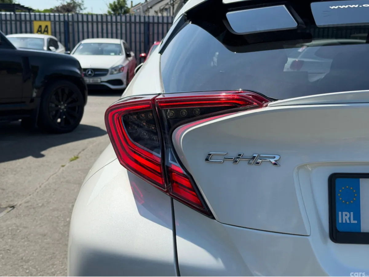 Toyota C-HR Hatchback, Petrol Hybrid, 2019, White