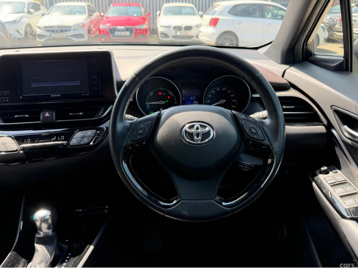 Toyota C-HR Hatchback, Petrol Hybrid, 2019, White