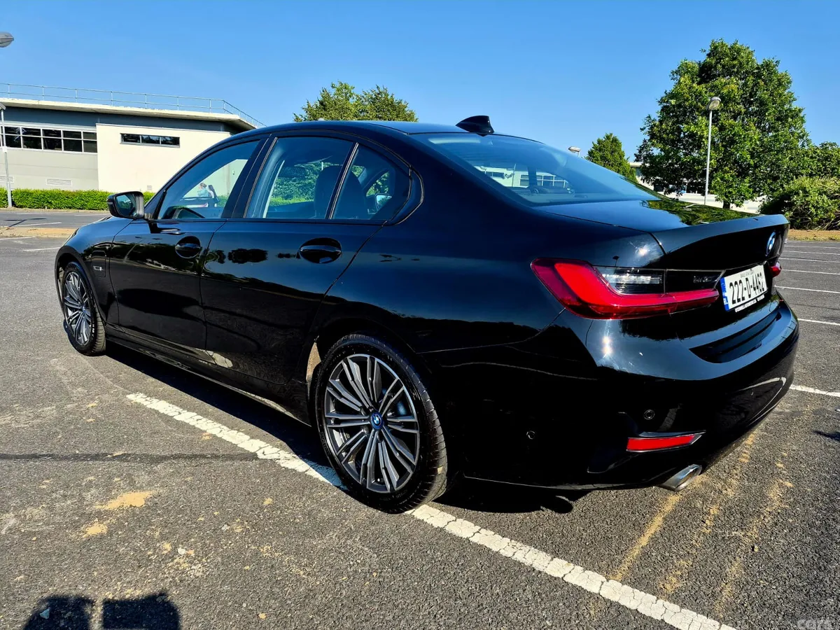 BMW 3-Series Saloon, Petrol Plug-in Hybrid, 2022, Black