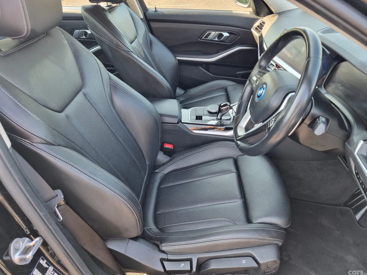 BMW 3-Series Saloon, Petrol Plug-in Hybrid, 2022, Black