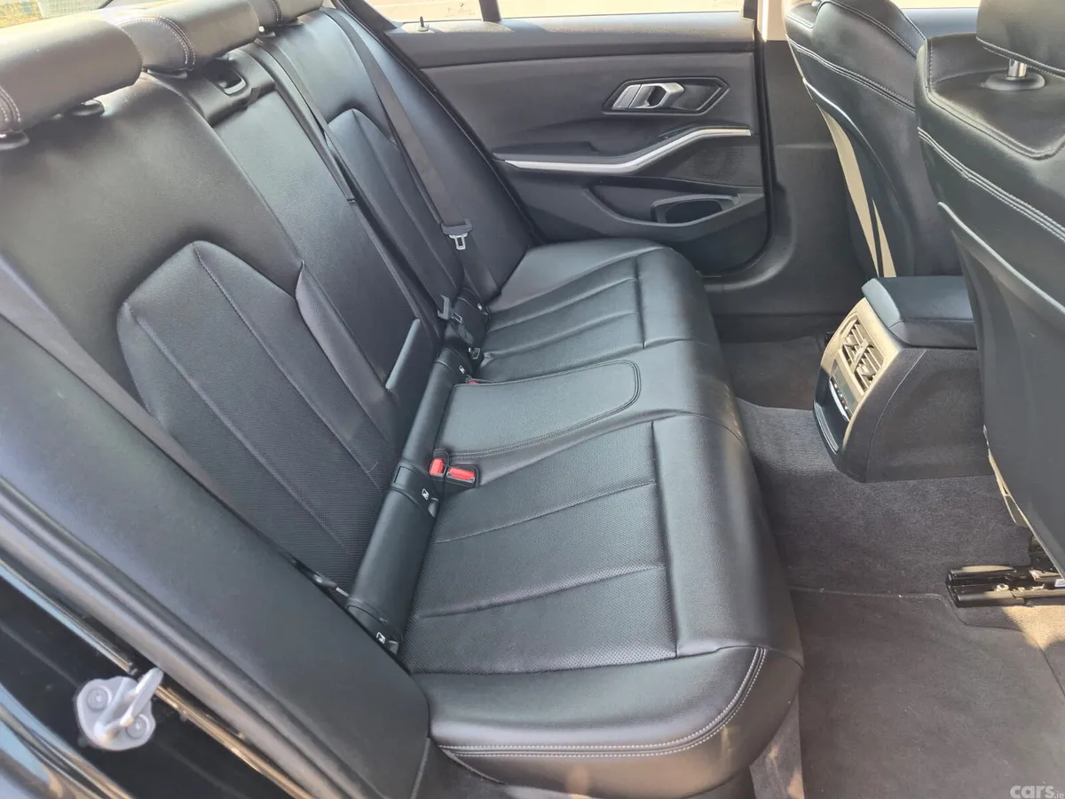BMW 3-Series Saloon, Petrol Plug-in Hybrid, 2022, Black