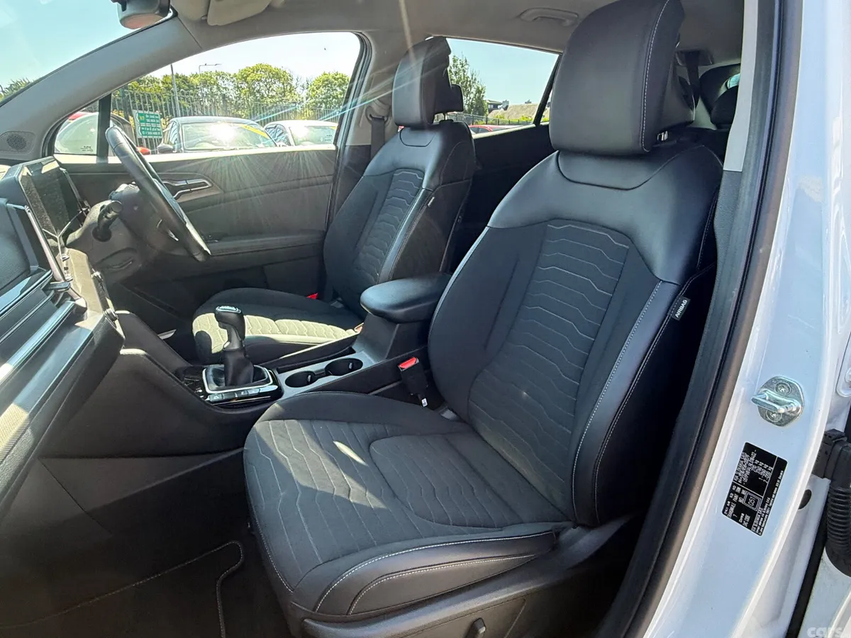 Kia Sportage SUV, Diesel, 2022, White