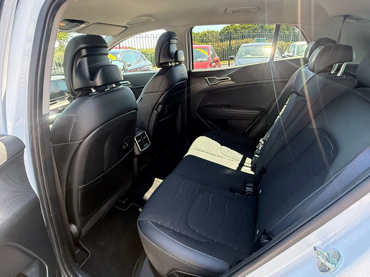 Kia Sportage SUV, Diesel, 2022, White