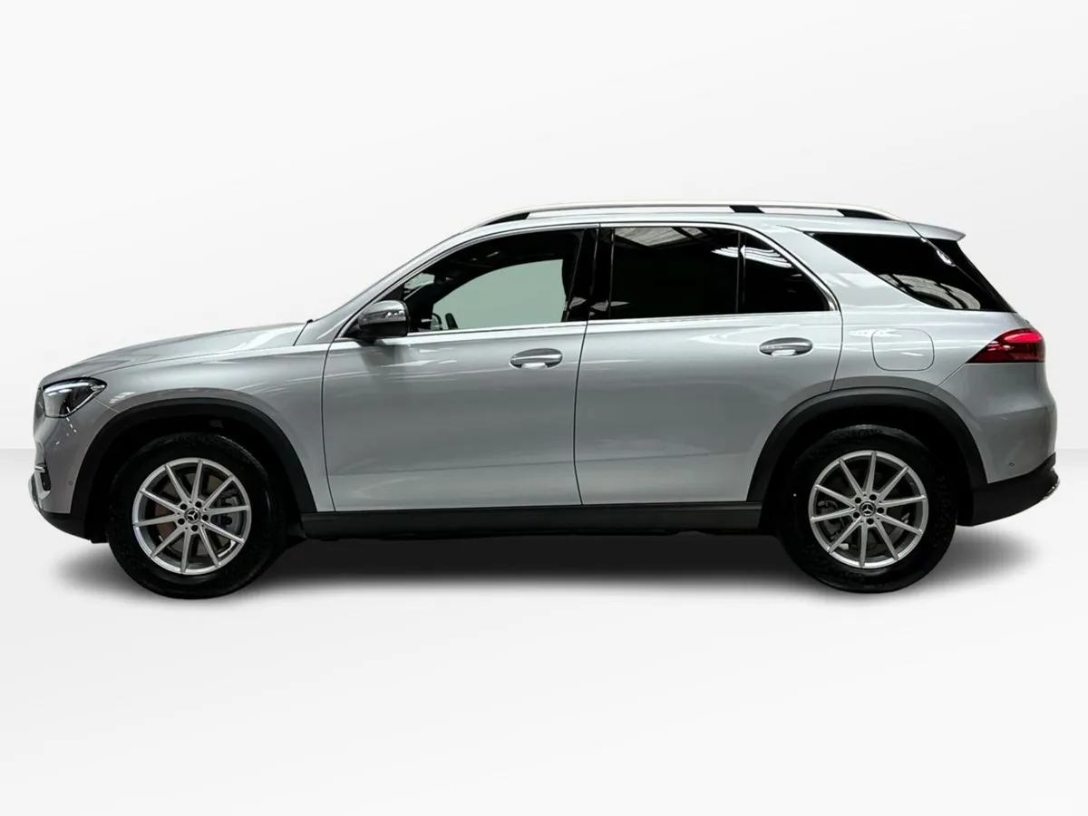 Mercedes-Benz GLE SUV, Petrol Plug-in Hybrid, 2026, Silver