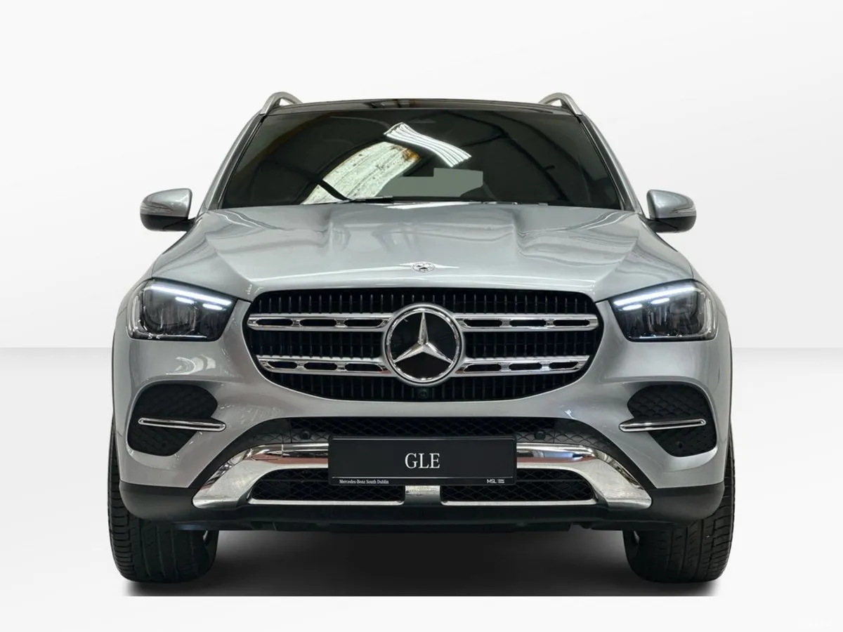 Mercedes-Benz GLE SUV, Petrol Plug-in Hybrid, 2026, Silver