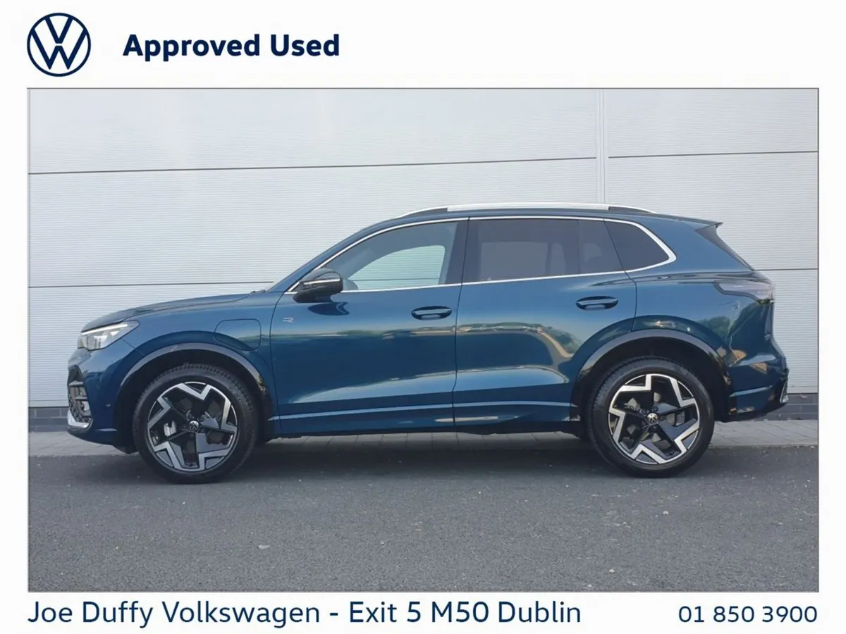 Volkswagen Tiguan SUV, Petrol Plug-in Hybrid, 2024, Blue