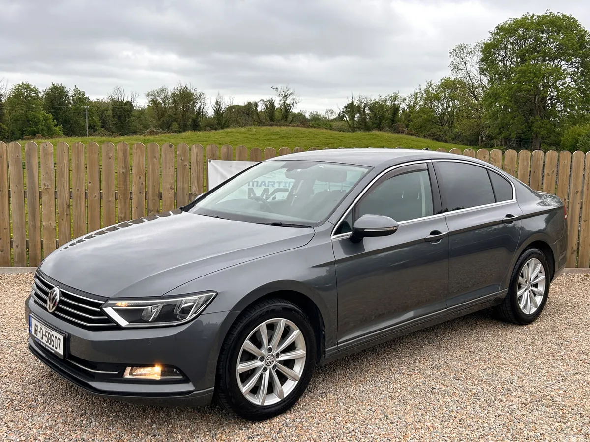 Volkswagen Passat Saloon, Diesel, 2016, Grey