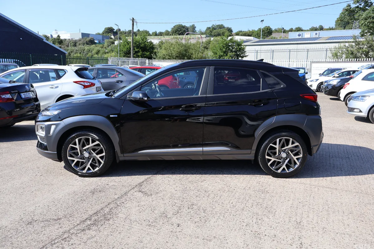 Hyundai KONA MPV, Petrol Hybrid, 2021, Black