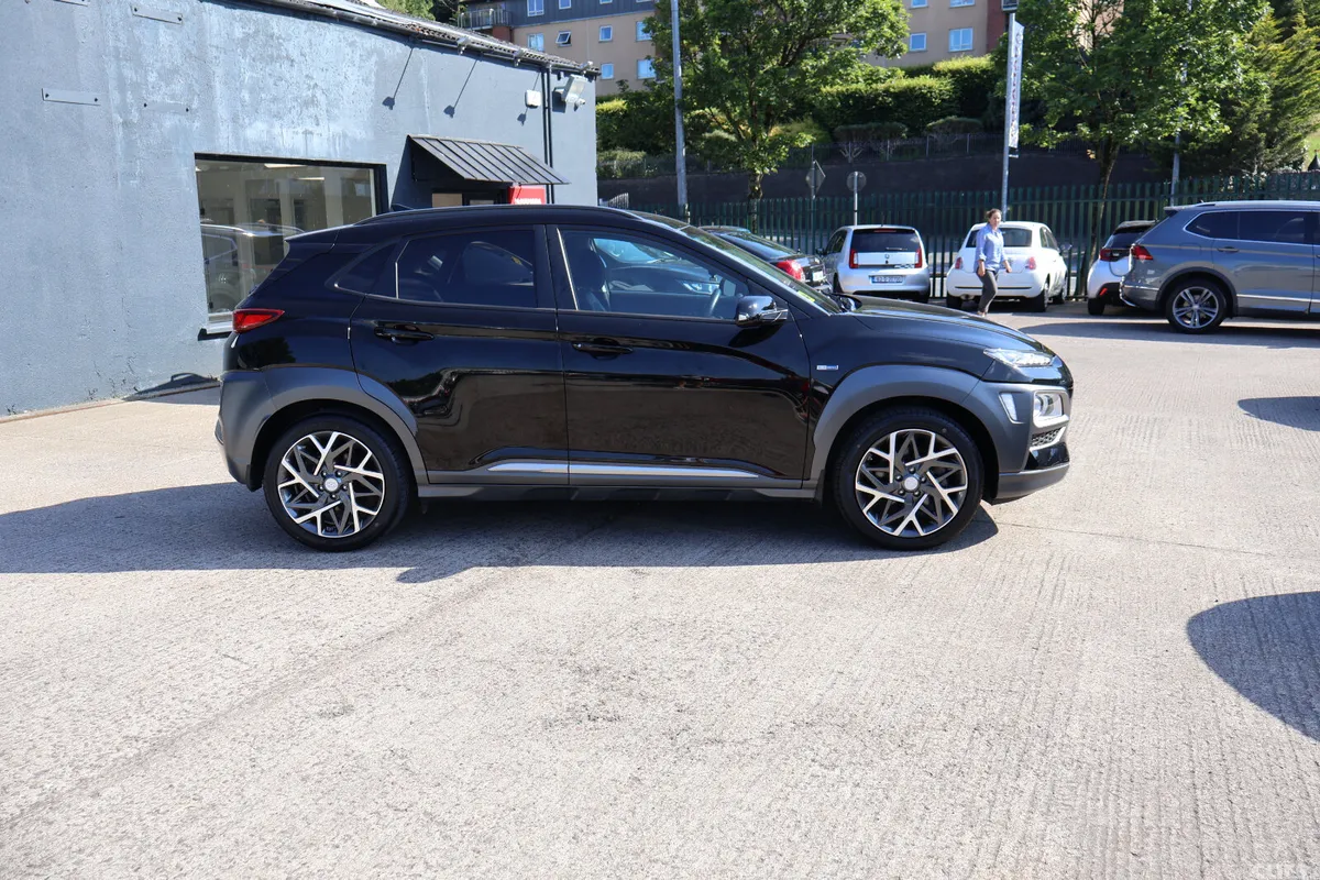 Hyundai KONA MPV, Petrol Hybrid, 2021, Black