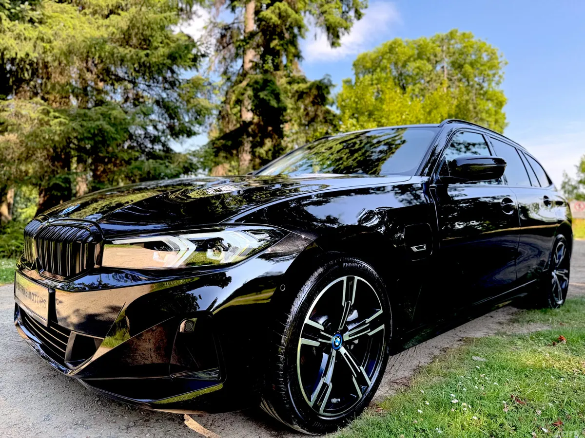 BMW 3-Series Estate/Jeep, Petrol Plug-in Hybrid, 2023, Black