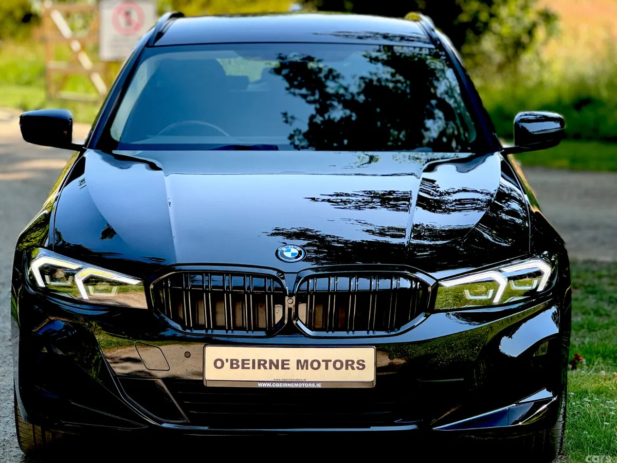 BMW 3-Series Estate/Jeep, Petrol Plug-in Hybrid, 2023, Black