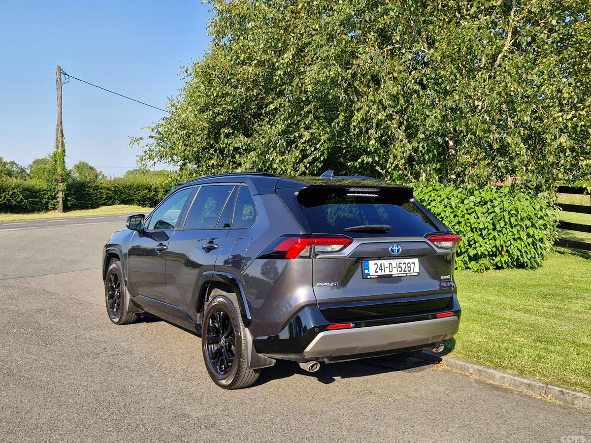 Toyota RAV4 SUV, Petrol Hybrid, 2024, Grey