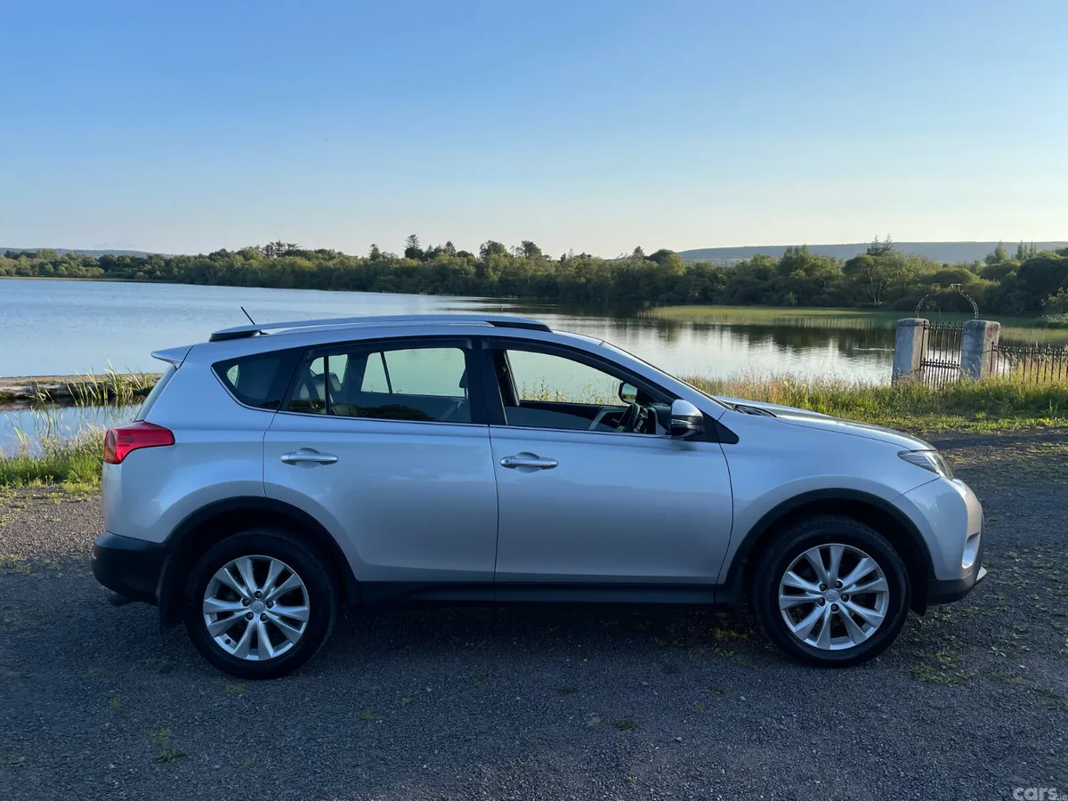 Toyota RAV4 SUV, Diesel, 2014, Silver