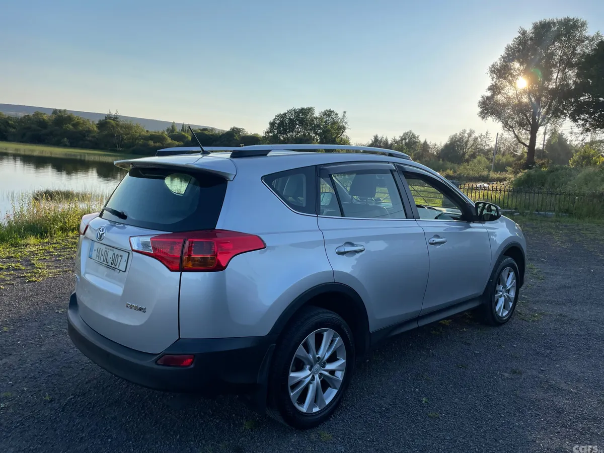 Toyota RAV4 SUV, Diesel, 2014, Silver