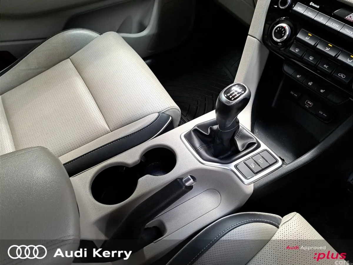 Kia Sportage MPV, Diesel Hybrid, 2021, Grey