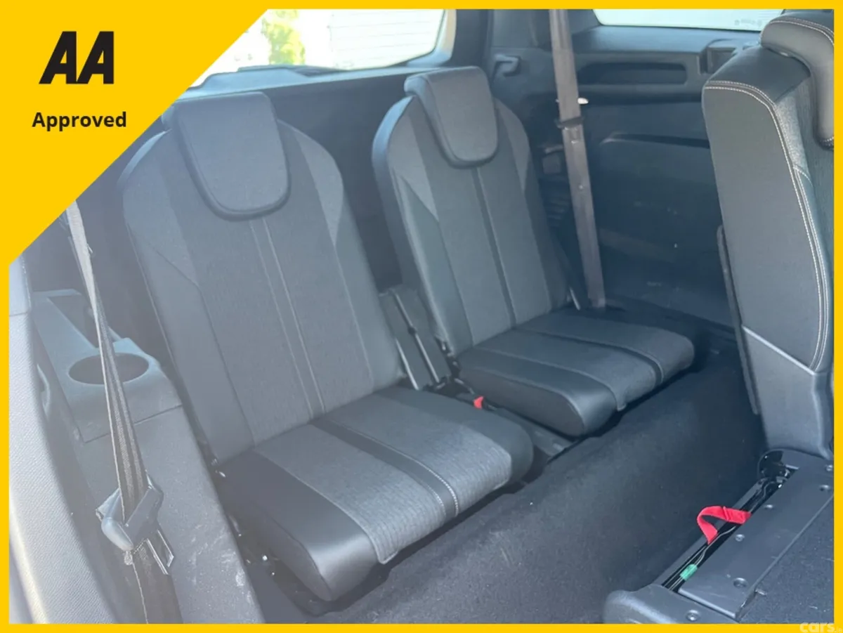 Peugeot 5008 MPV, Diesel, 2019, Grey