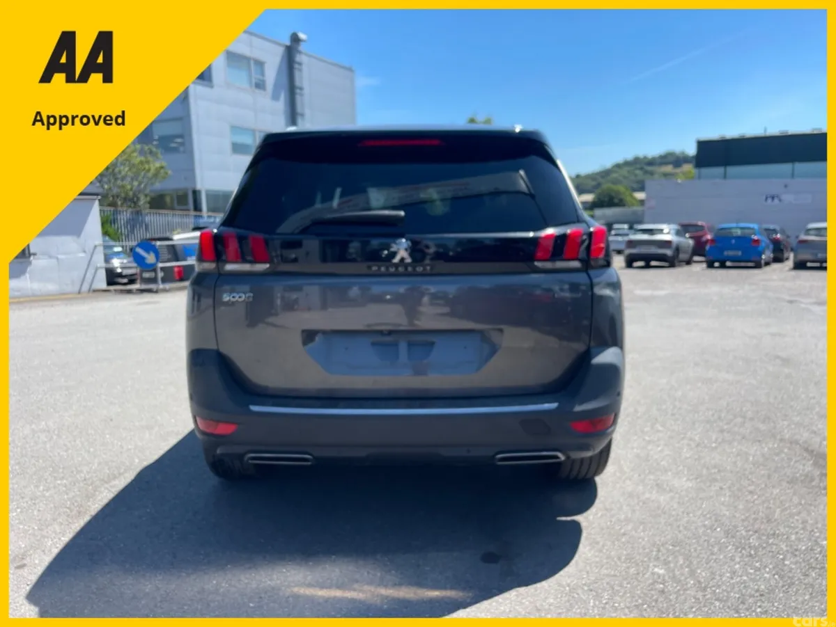 Peugeot 5008 MPV, Diesel, 2019, Grey