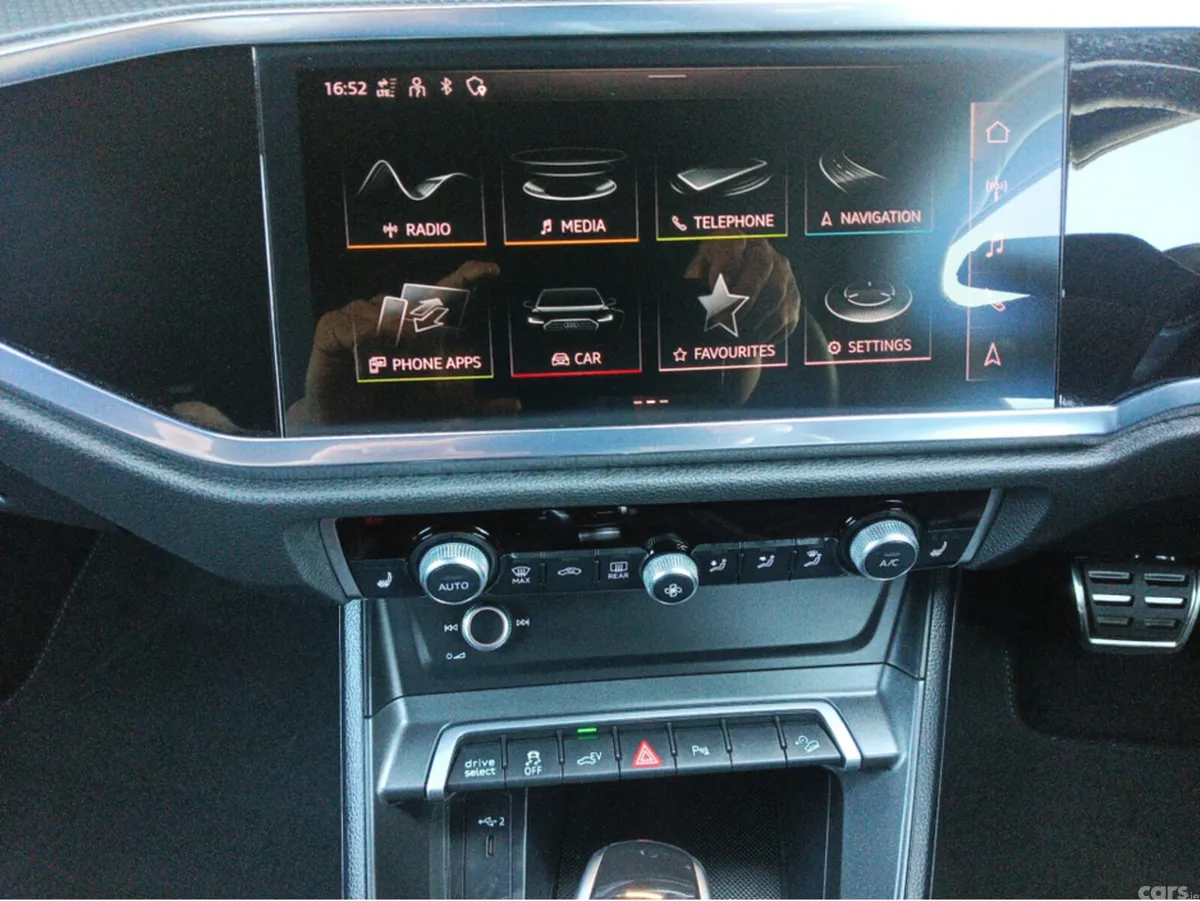 Audi Q3 SUV, Petrol Plug-in Hybrid, 2023, Grey