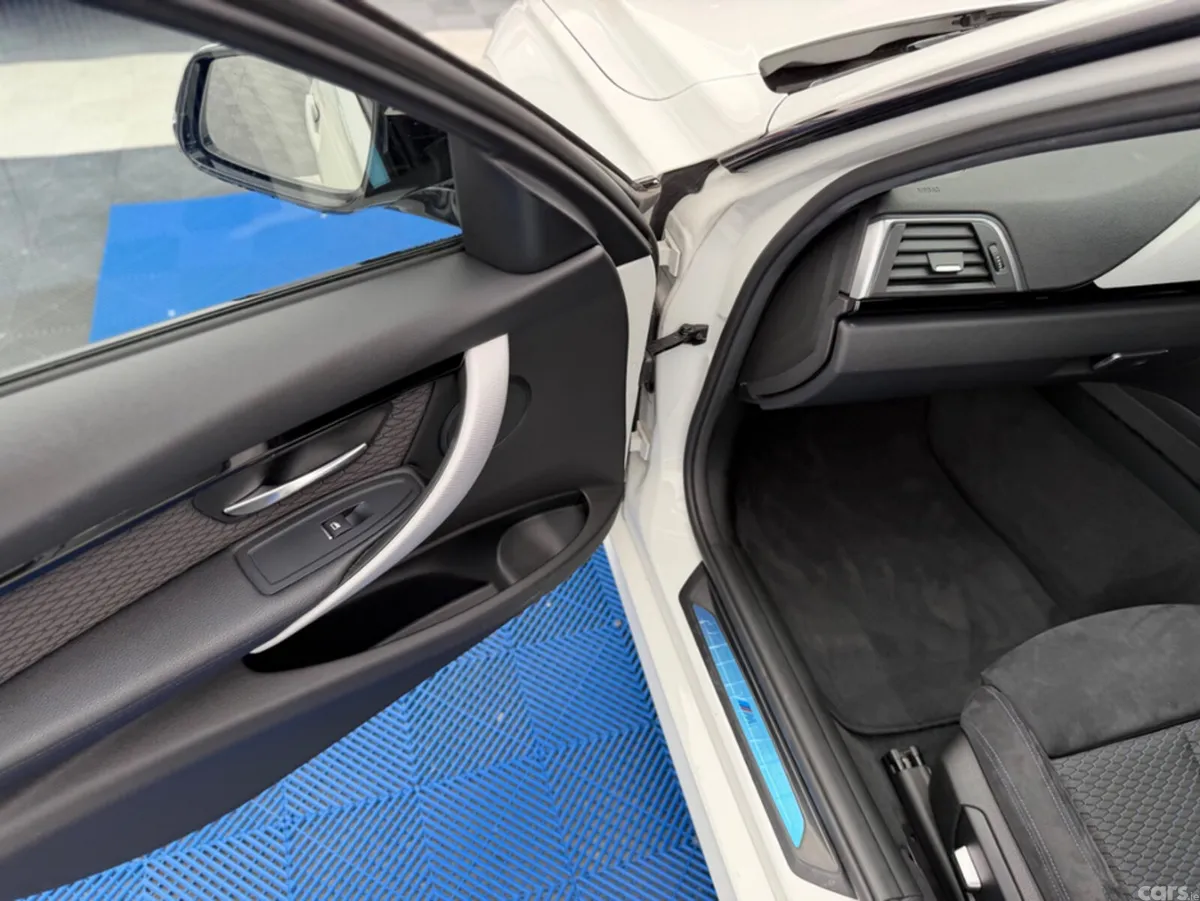 BMW 3-Series Saloon, Diesel, 2018, White