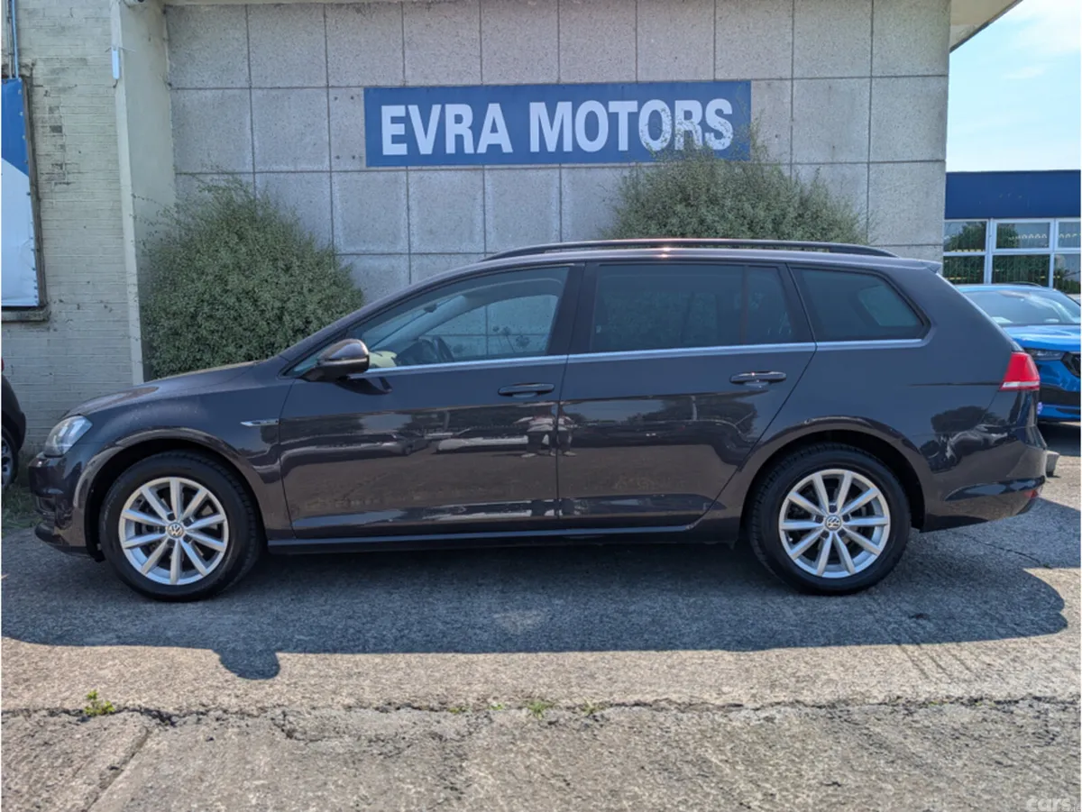 Volkswagen Golf Estate, Petrol, 2015, Grey