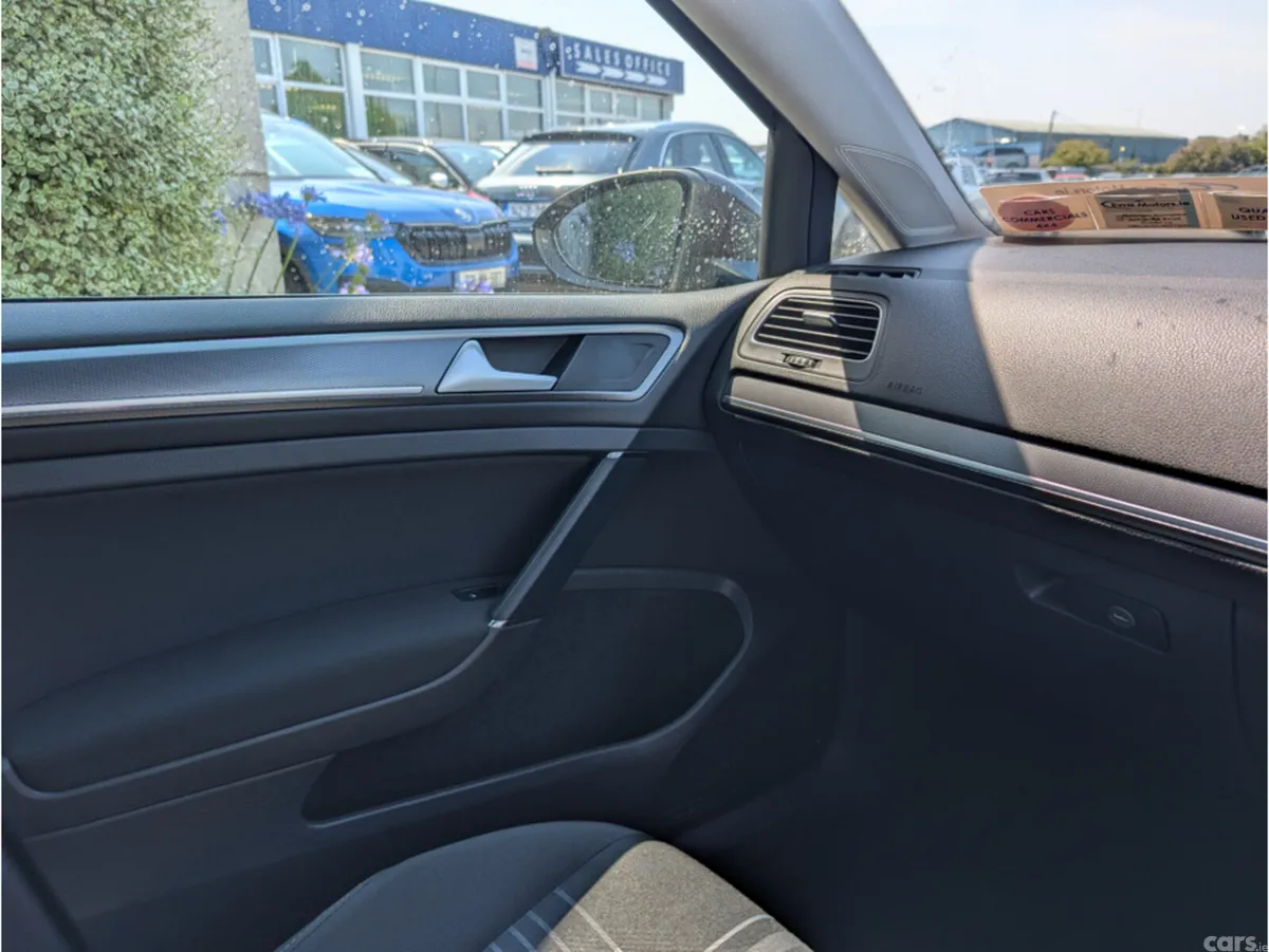 Volkswagen Golf Estate, Petrol, 2015, Grey