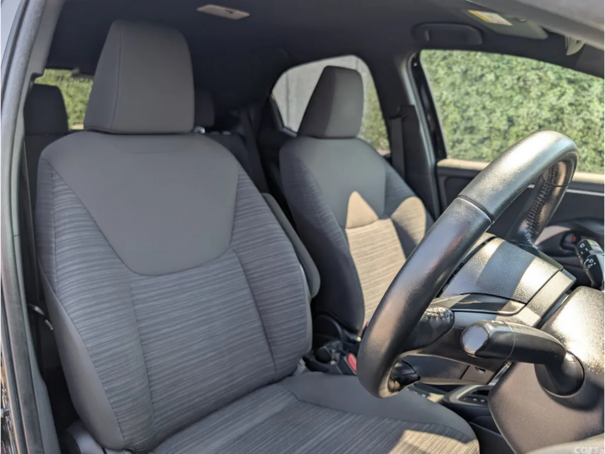 Toyota Yaris Hatchback, Petrol Hybrid, 2023, Black