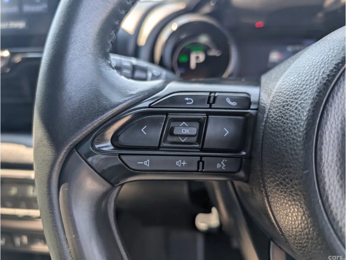 Toyota Yaris Hatchback, Petrol Hybrid, 2023, Black