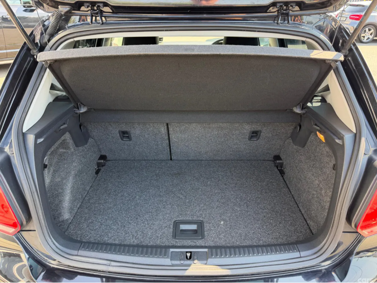 Volkswagen Polo Hatchback, Petrol, 2013, Black