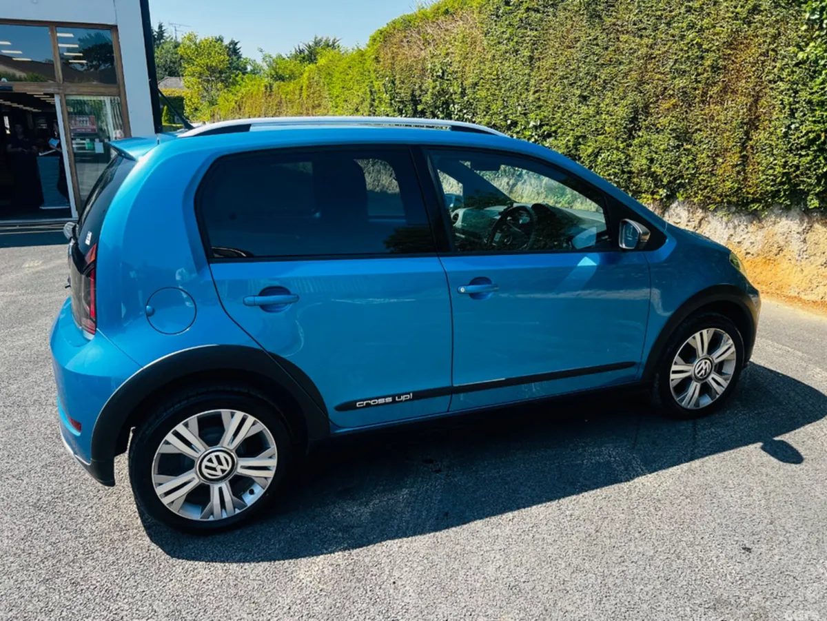 Volkswagen up! Hatchback, Petrol, 2017, Blue