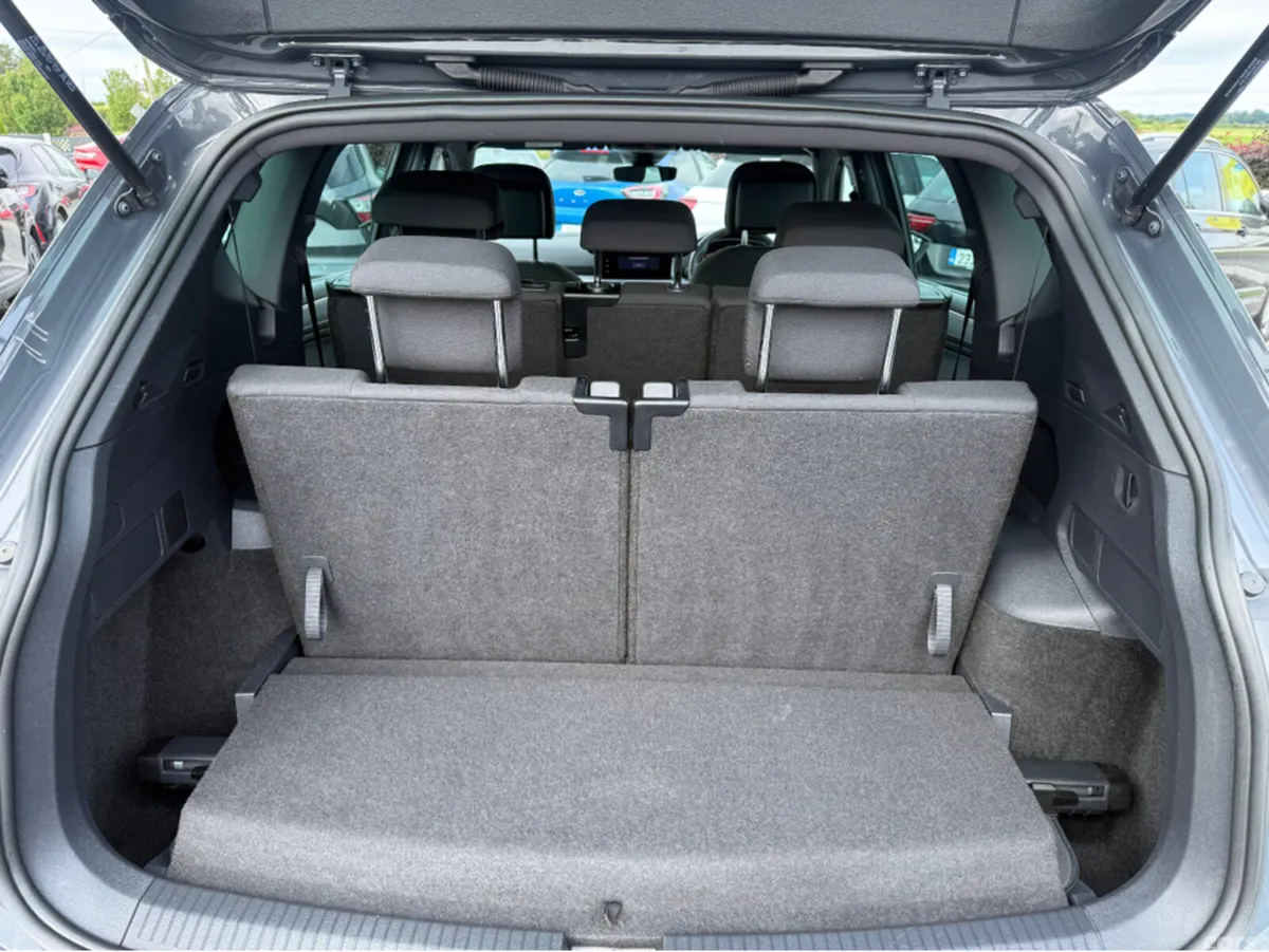 SEAT Tarraco Estate, Diesel, 2024, Grey